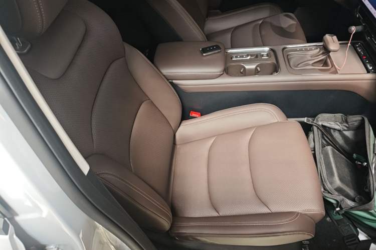 Used Wuling Starlight 560 2026 1.5T CVT Elite Edition Right Front Seat