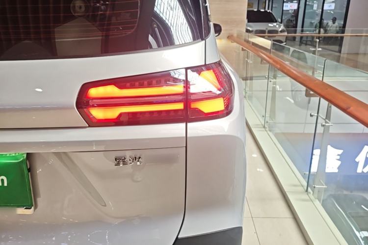 Used Wuling Starlight 560 2026 1.5T CVT Elite Edition Right Rear Taillight
