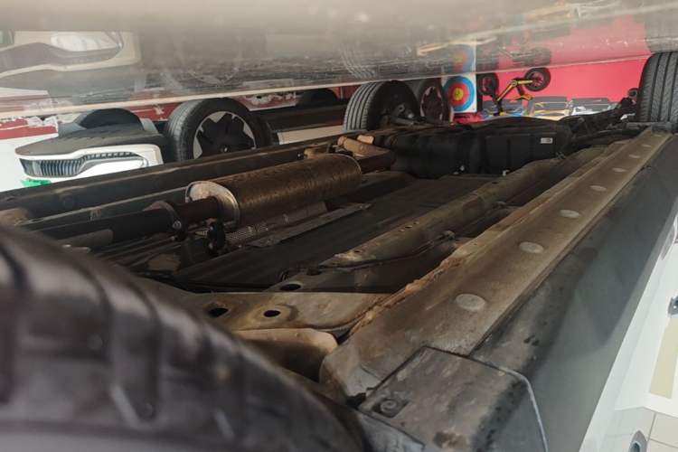 Used Wuling Starlight 560 2026 1.5T CVT Elite Edition Right Side Sill