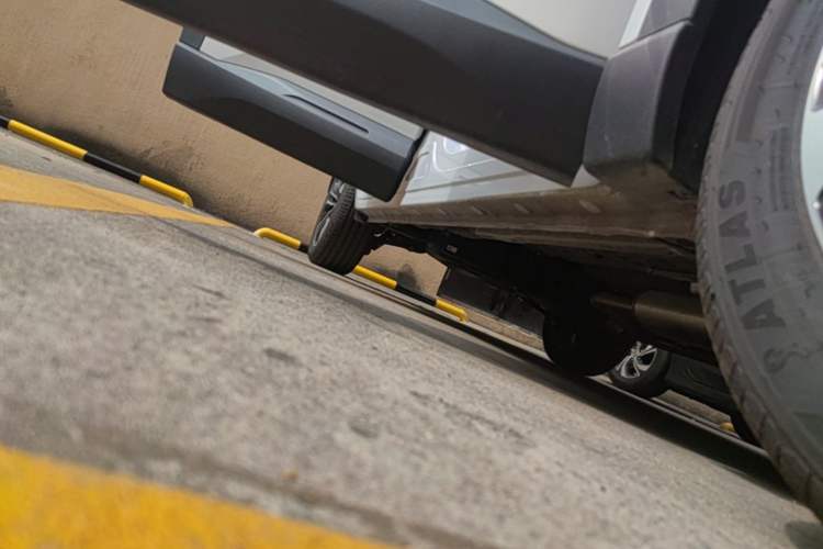 Used Wuling Starlight 560 2026 1.5T CVT Elite Edition Right Side Sill