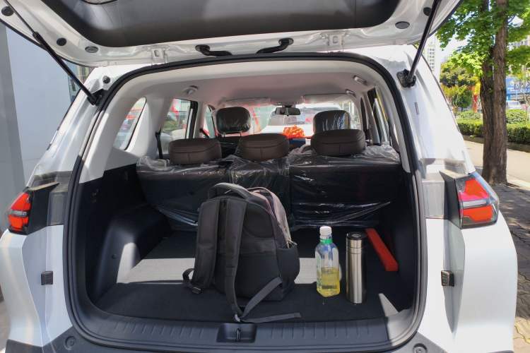 Used Wuling Starlight 560 2026 1.5T CVT Elite Edition Trunk