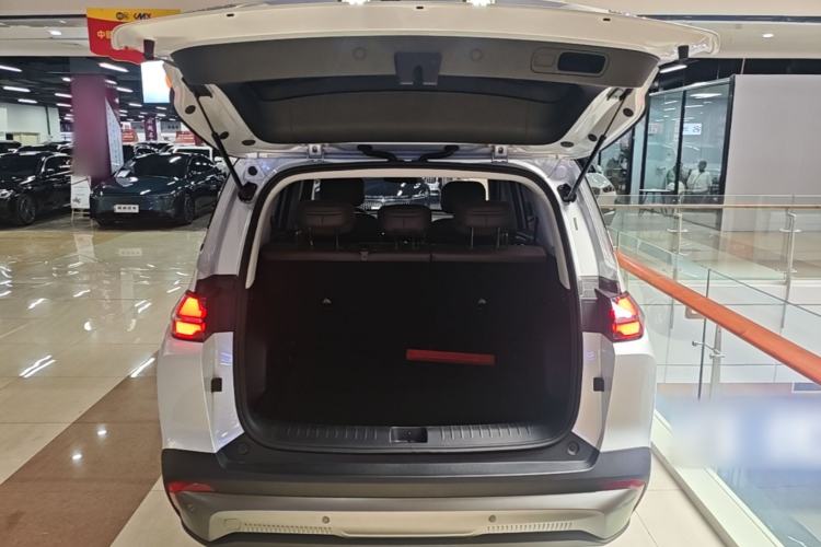 Used Wuling Starlight 560 2026 1.5T CVT Elite Edition Trunk