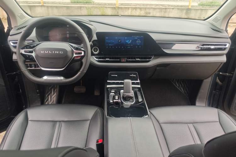Used Wuling Victory 2020 1.5T CVT Flagship Edition Center Console