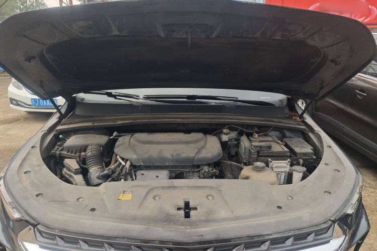 Used Wuling Victory 2020 1.5T CVT Flagship Edition Engine Bay