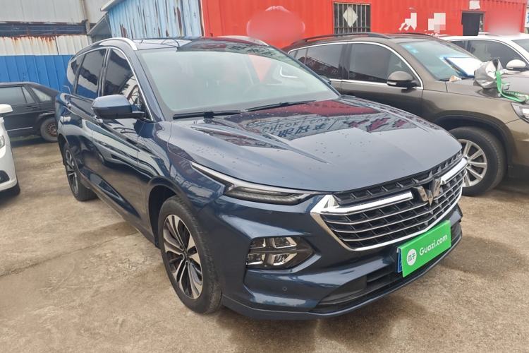 Used Wuling Victory 2020 1.5T CVT Flagship Edition Front Right 45 Deg