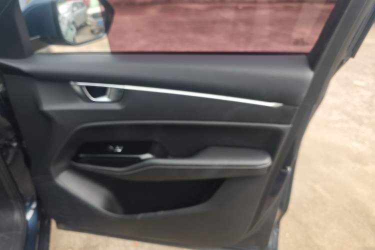Used Wuling Victory 2020 1.5T CVT Flagship Edition Right Front Door Interior