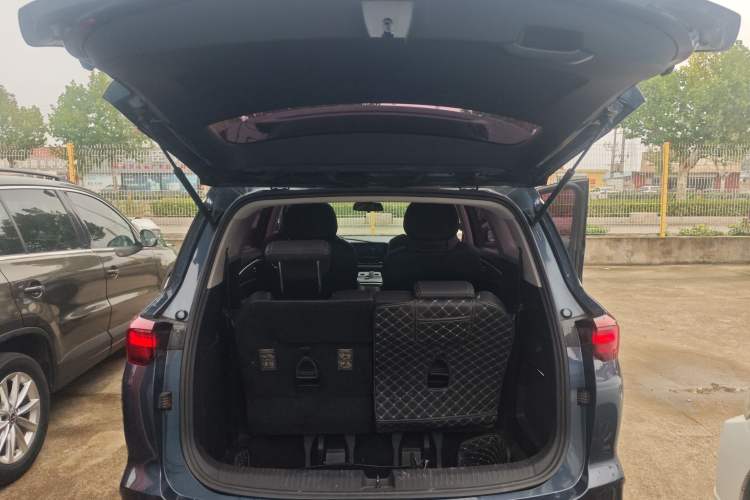 Used Wuling Victory 2020 1.5T CVT Flagship Edition Trunk