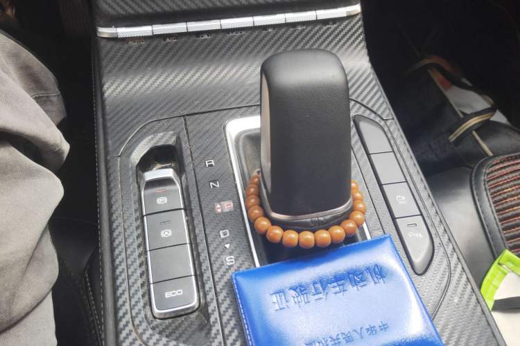 Used Wuling Victory 2020 1.5T CVT Flagship Edition Gear Lever