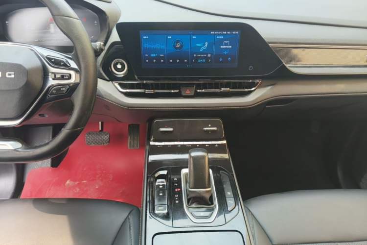 Used Wuling Victory 2020 1.5T CVT Flagship Edition Audio And AC Panel