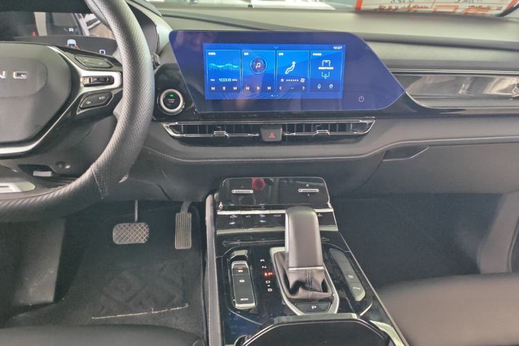 Used Wuling Victory 2020 1.5T CVT Flagship Edition Audio And AC Panel