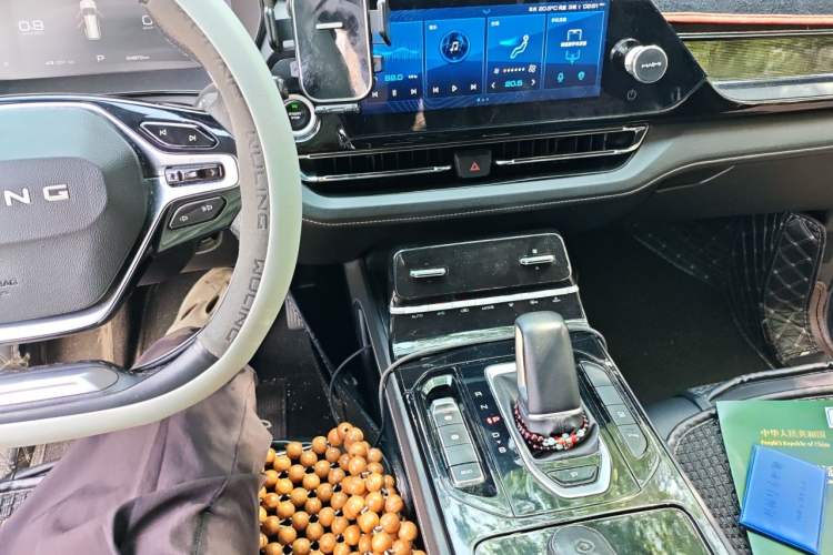Used Wuling Victory 2020 1.5T CVT Flagship Edition Audio And AC Panel