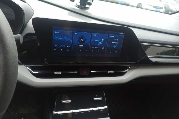 Used Wuling Victory 2020 1.5T Manual Elite Edition Audio And AC Panel