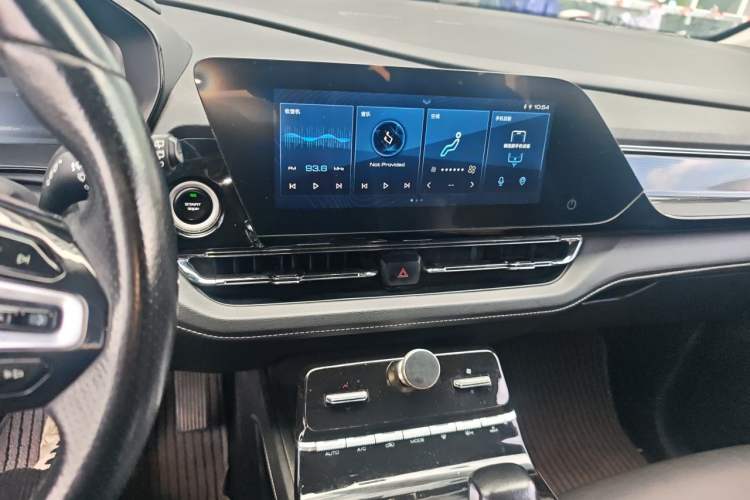 Used Wuling Victory 2020 1.5T CVT Flagship Edition Audio And AC Panel
