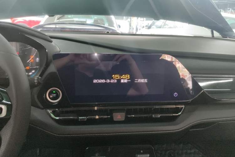 Used Wuling Victory 2020 1.5T CVT Flagship Edition Audio And AC Panel