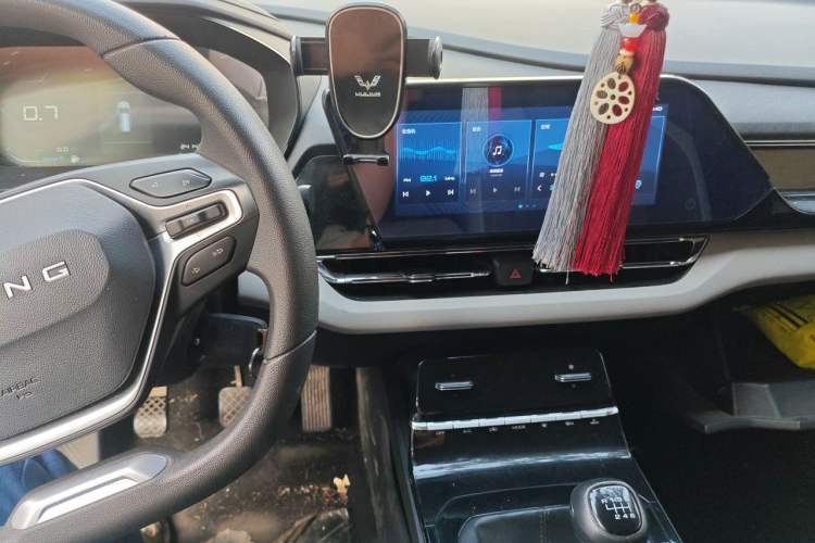 Used Wuling Victory 2020 1.5T Manual Elite Edition Audio And AC Panel