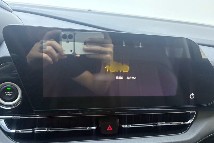 Used Wuling Victory 2020 1.5T CVT Flagship Edition Audio And AC Panel