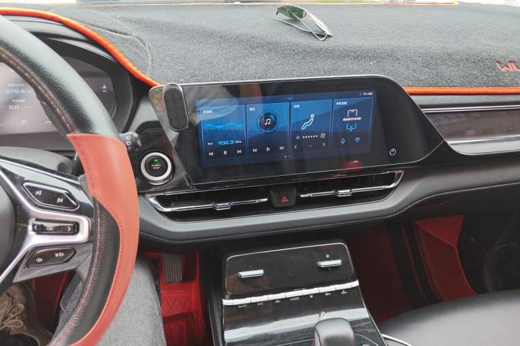 Used Wuling Victory 2020 1.5T CVT Flagship Edition Audio And AC Panel
