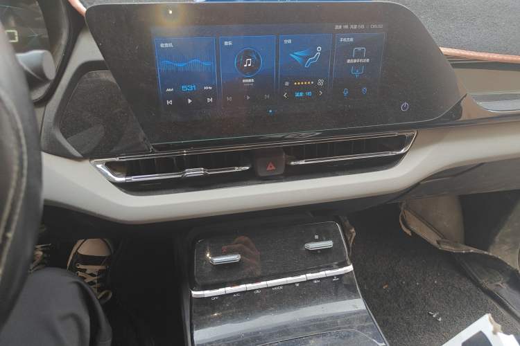 Used Wuling Victory 2020 1.5T Manual Elite Edition Audio And AC Panel