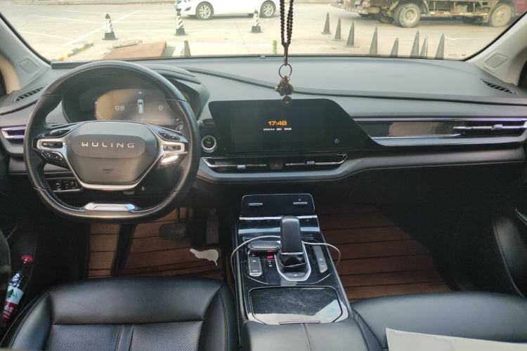 Used Wuling Victory 2020 1.5T CVT Flagship Edition Center Console