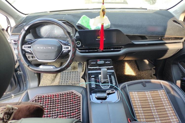 Used Wuling Victory 2020 1.5T CVT Flagship Edition Center Console