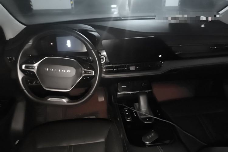 Used Wuling Victory 2020 1.5T CVT Flagship Edition Center Console