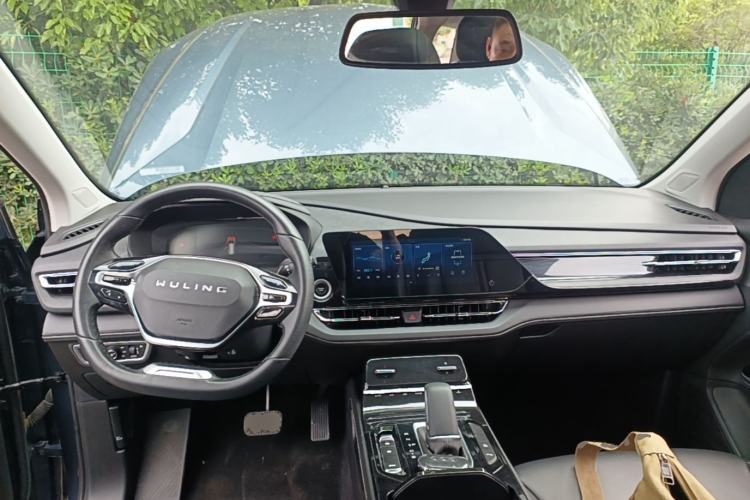 Used Wuling Victory 2020 1.5T CVT Flagship Edition Center Console