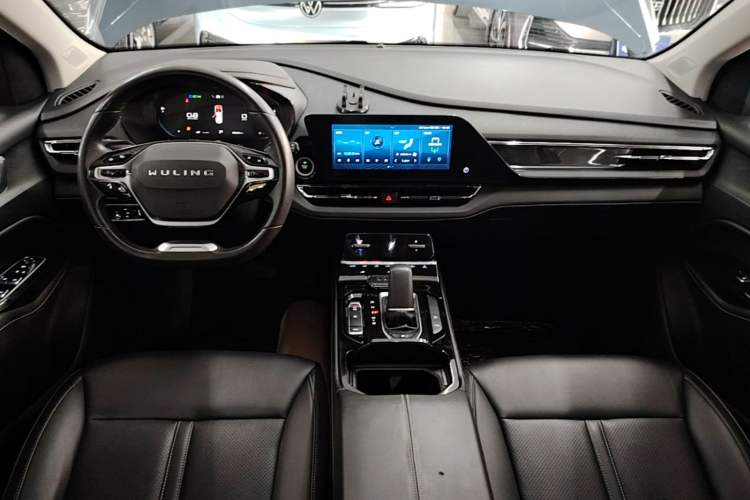 Used Wuling Victory 2020 1.5T CVT Flagship Edition Center Console