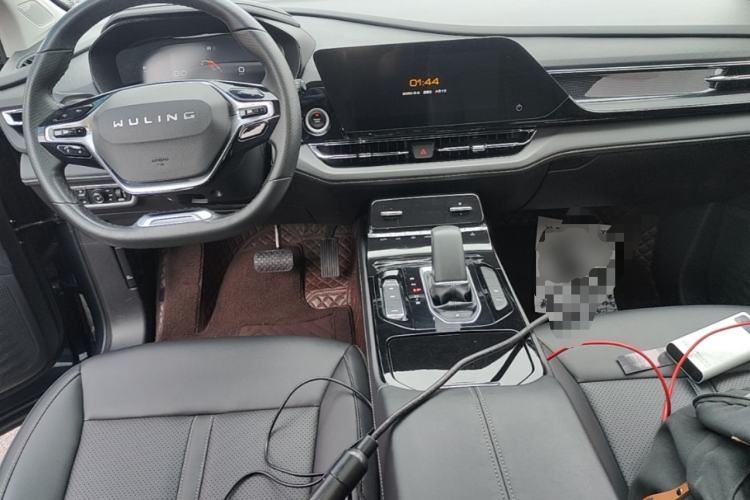 Used Wuling Victory 2020 1.5T CVT Flagship Edition Center Console