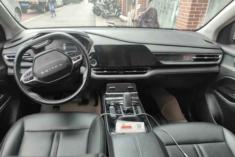 Used Wuling Victory 2020 1.5T CVT Flagship Edition Center Console