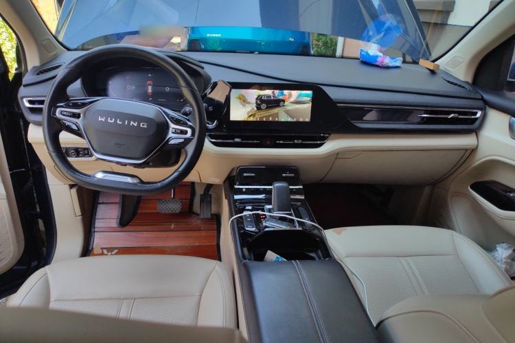 Used Wuling Victory 2020 1.5T CVT Flagship Edition Center Console