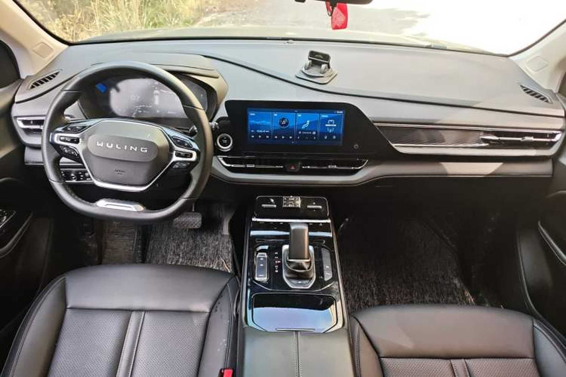 Used Wuling Victory 2020 1.5T CVT Flagship Edition Center Console