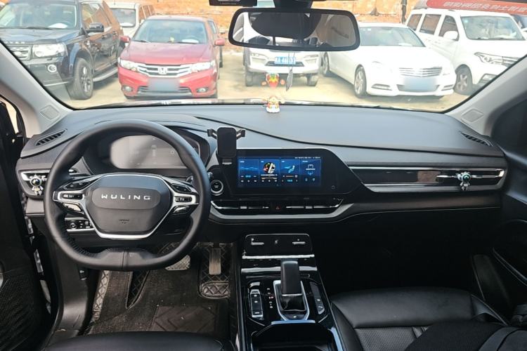 Used Wuling Victory 2020 1.5T CVT Flagship Edition Center Console