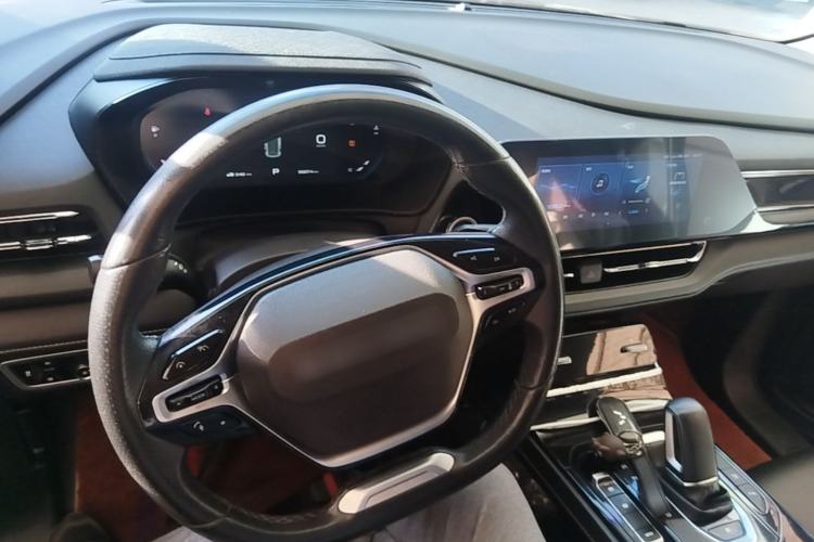 Used Wuling Victory 2020 1.5T CVT Flagship Edition Center Console