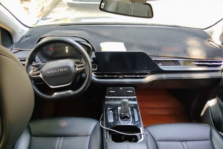 Used Wuling Victory 2020 1.5T CVT Flagship Edition Center Console