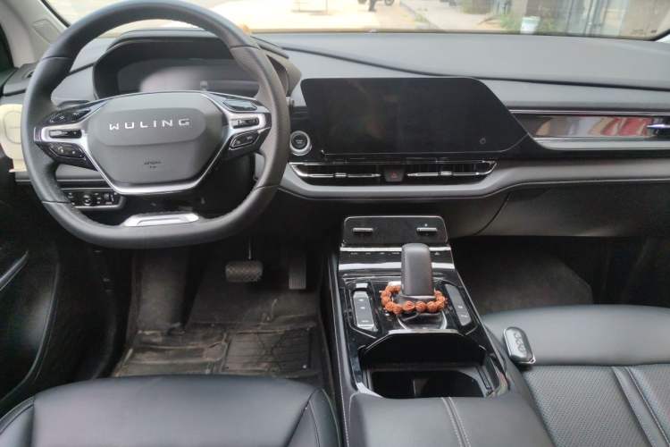 Used Wuling Victory 2020 1.5T CVT Flagship Edition Center Console