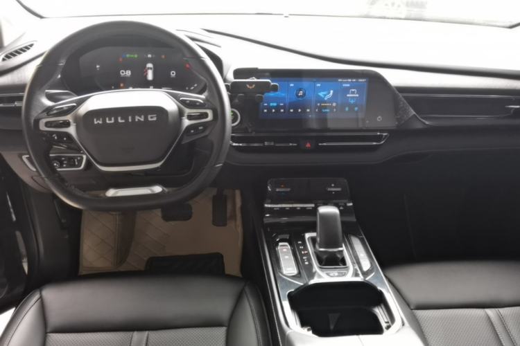 Used Wuling Victory 2020 1.5T CVT Flagship Edition Center Console