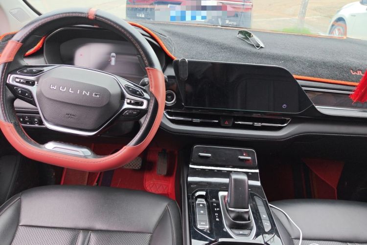 Used Wuling Victory 2020 1.5T CVT Flagship Edition Center Console