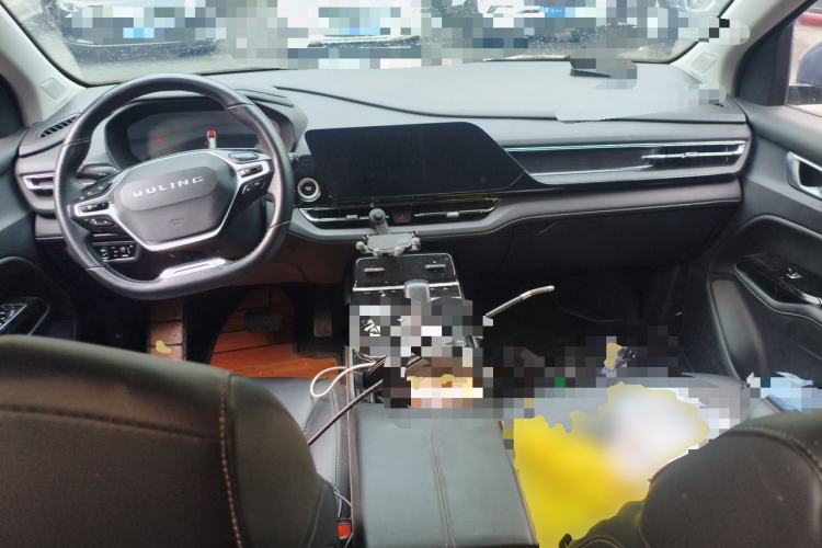 Used Wuling Victory 2020 1.5T CVT Flagship Edition Center Console