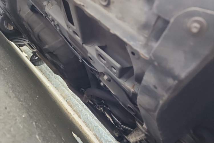 Used Wuling Victory 2020 1.5T CVT Flagship Edition Chassis Front Right