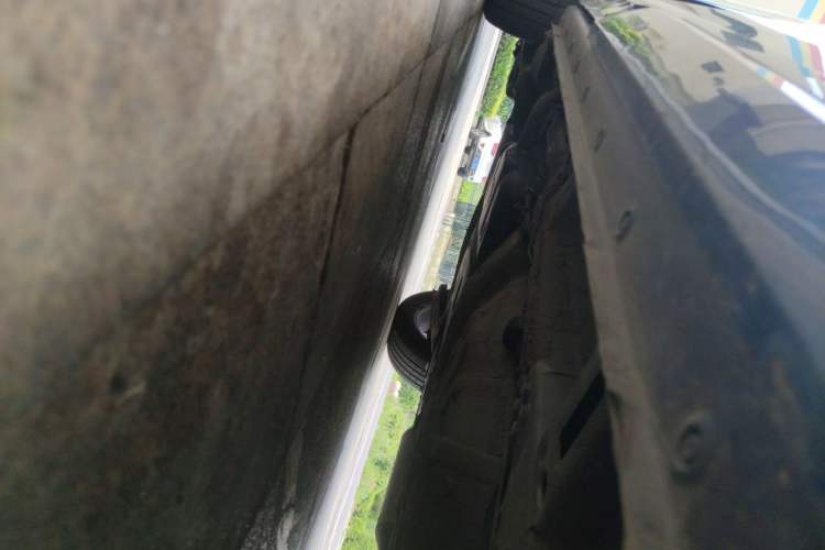 Used Wuling Victory 2020 1.5T CVT Flagship Edition Chassis Front Right