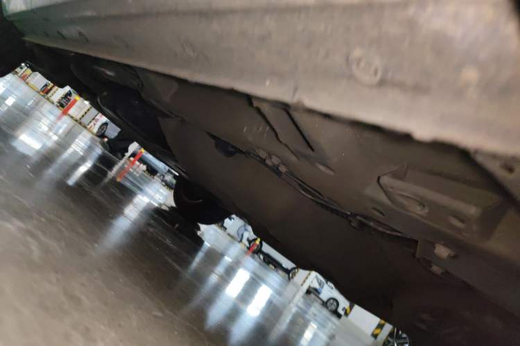 Used Wuling Victory 2020 1.5T CVT Flagship Edition Chassis Front Right