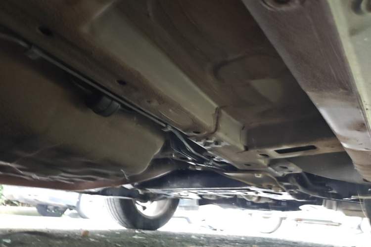 Used Wuling Victory 2020 1.5T Manual Elite Edition Chassis Front Right