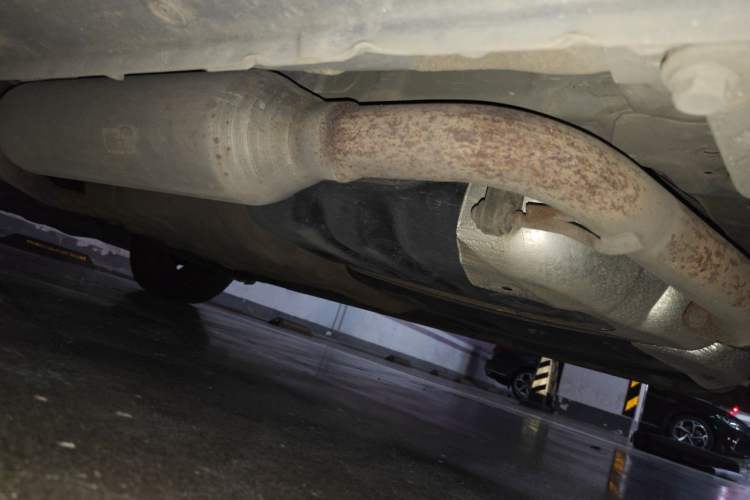 Used Wuling Victory 2020 1.5T CVT Flagship Edition Chassis Rear Left
