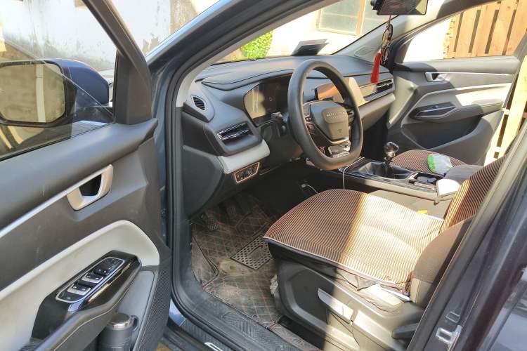 Used Wuling Victory 2020 1.5T Manual Elite Edition Driver Seat