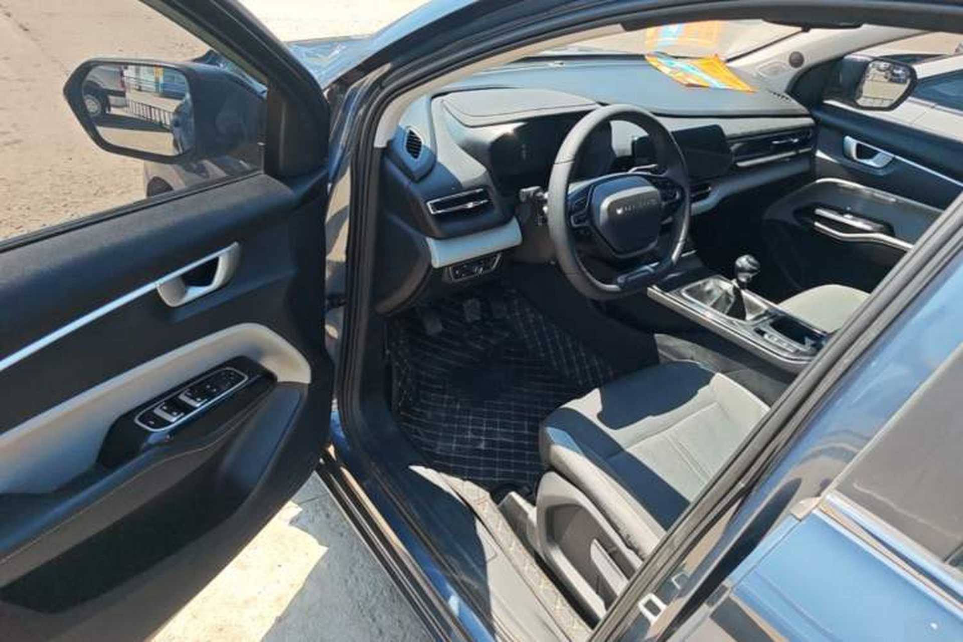 Used Wuling Victory 2020 1.5T Manual Elite Edition Driver Seat