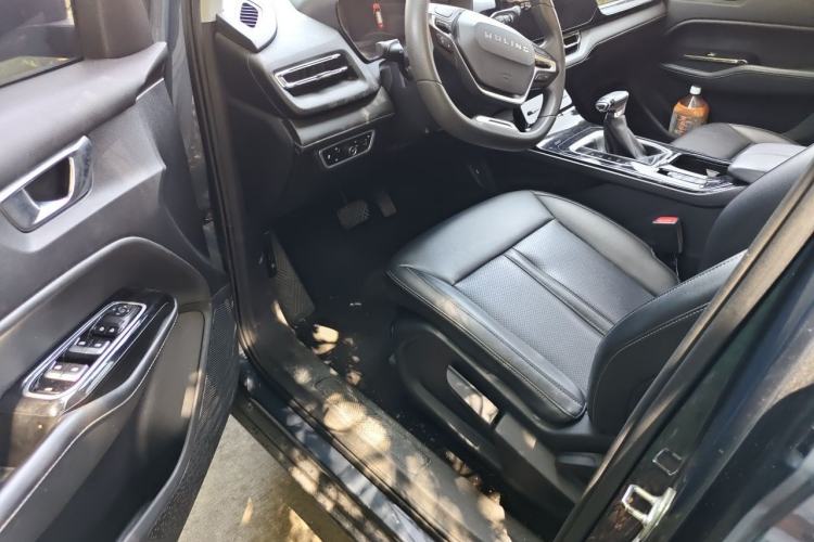 Used Wuling Victory 2020 1.5T CVT Luxury Model Driver Seat
