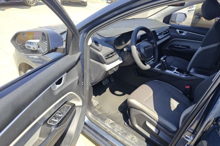 Used Wuling Victory 2020 1.5T CVT Elite Model Driver Seat
