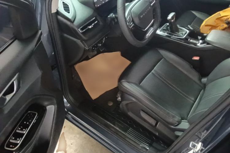 Used Wuling Victory 2020 1.5T CVT Luxury Model Driver Seat