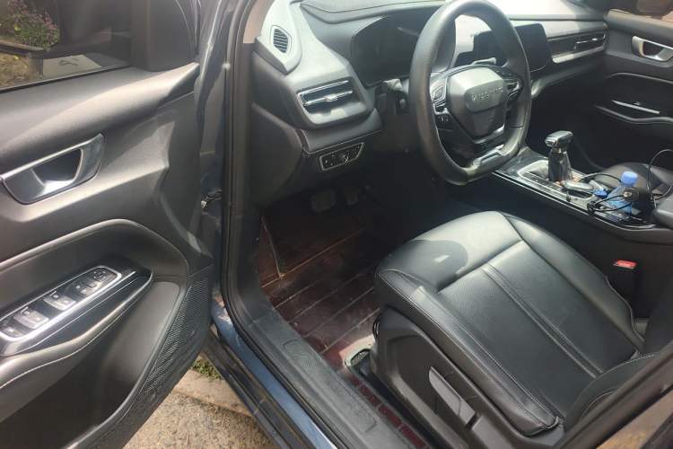 Used Wuling Victory 2020 1.5T CVT Luxury Model Driver Seat