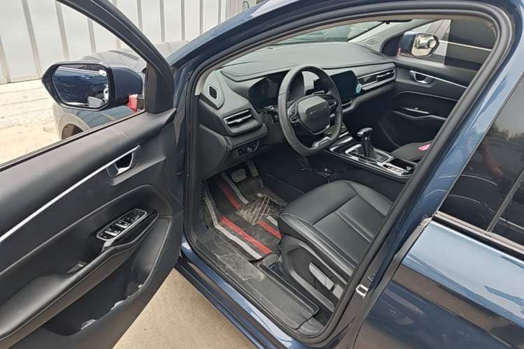 Used Wuling Victory 2020 1.5T CVT Luxury Model Driver Seat